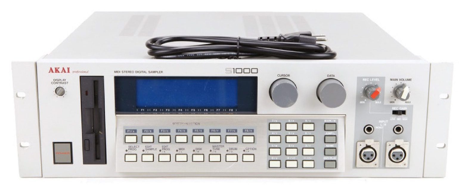 AKAI S1000