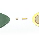 Un confronto delle dimensioni di vari sensori piezoelettrici