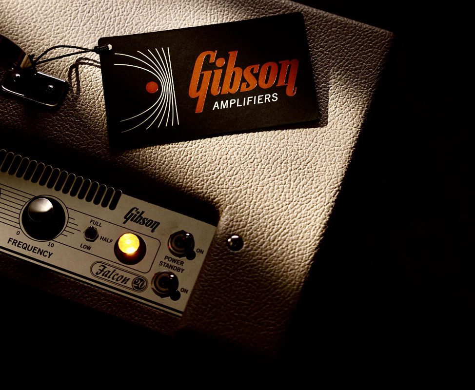 Gibson Falcon 20