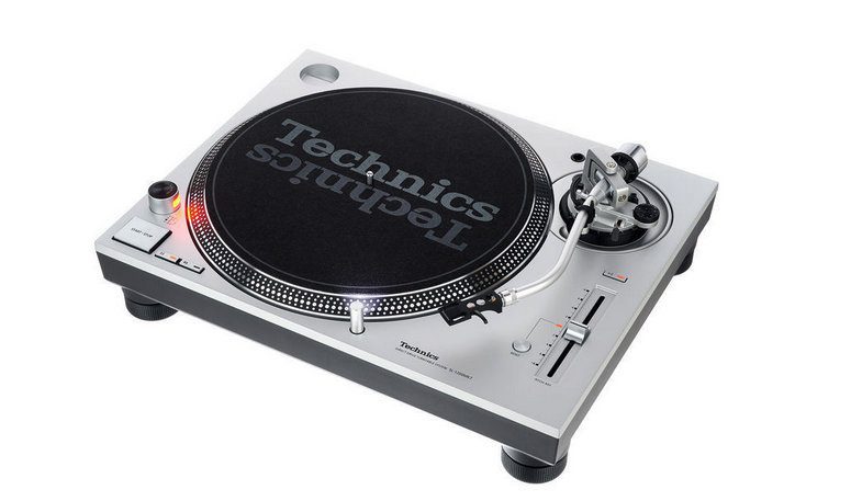 Technics SL-1200 MK7