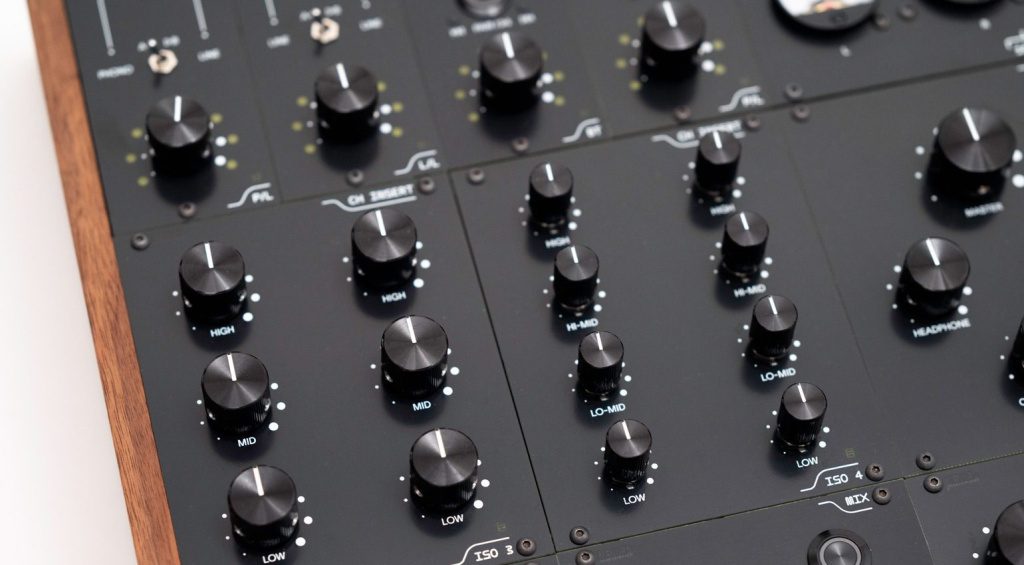 È possibile utilizzare i singoli moduli per personalizzare il mixer in base alle proprie esigenze