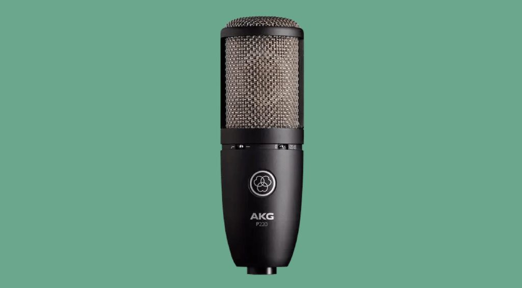 AKG P220