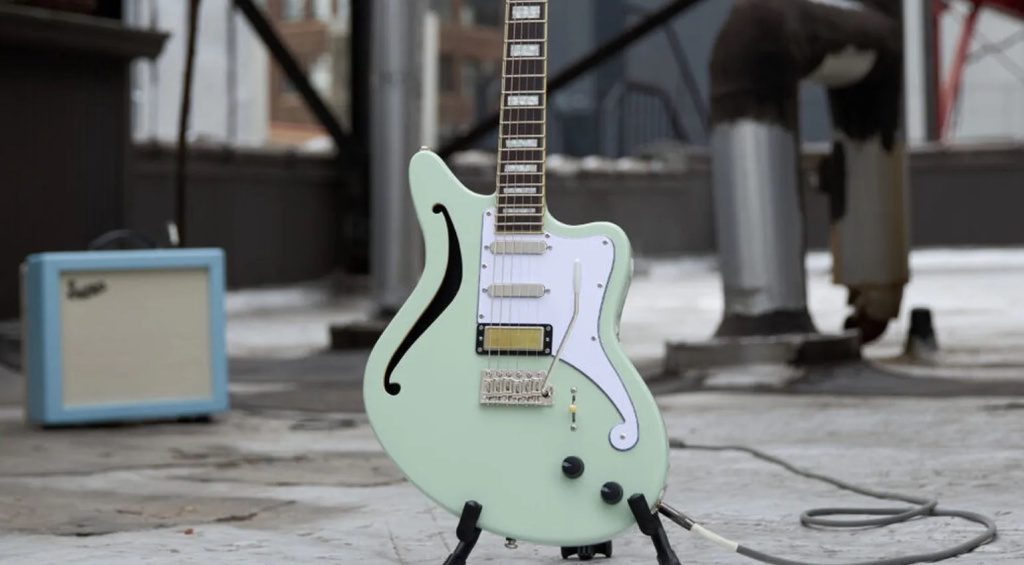 Una Thinline Offset in finitura Peppermint