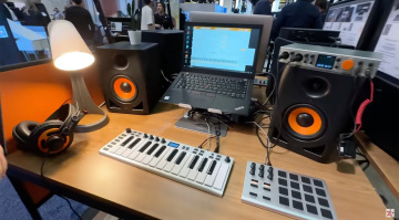 ESI Xsynth: synth digitale con strane forme d'onda e aftertouch polifonico