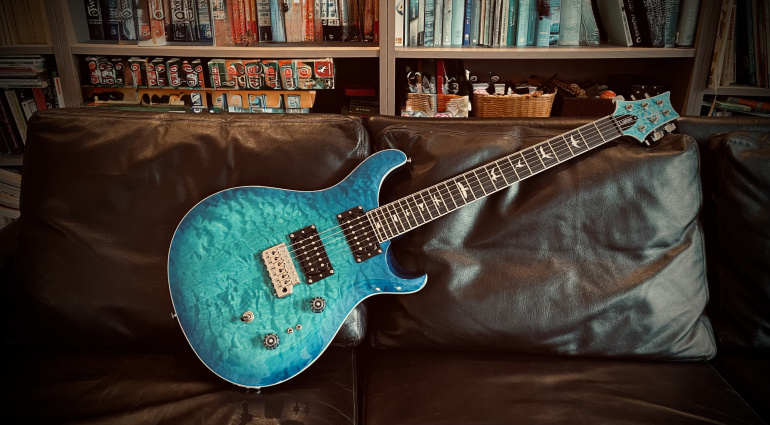 PRS SE Custom 24-08 Quilt Lake Blue - Recensione