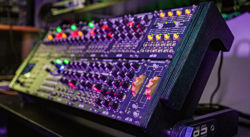 Il synth modulare Adamsynths Warthog con Total Recall è disponibile ora!