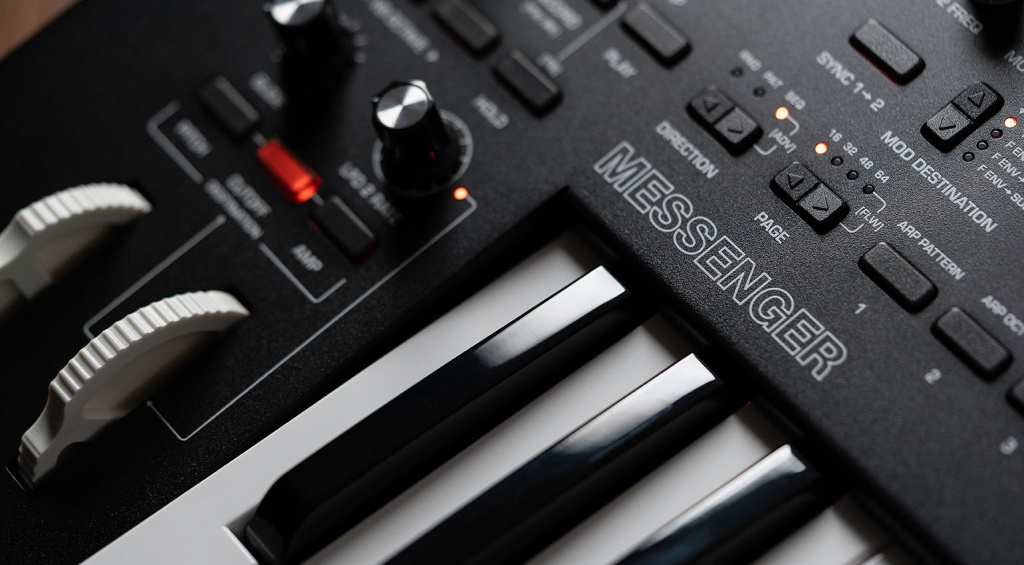 Moog Messenger