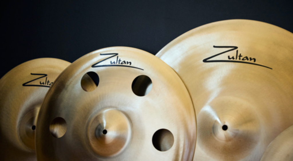 Holey Cymbal della serie Aja Blaze