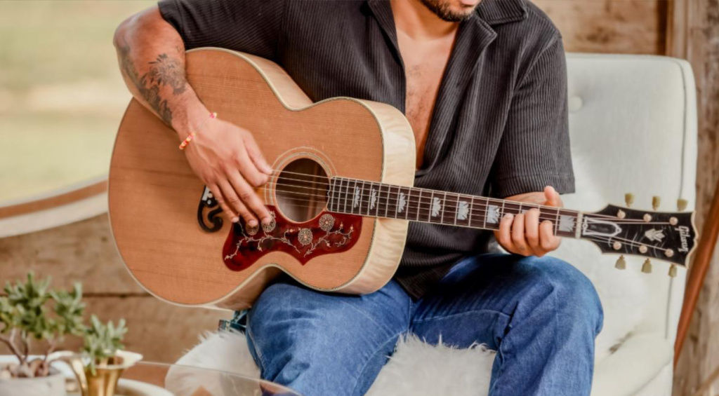 Gibson 1957 SJ-200